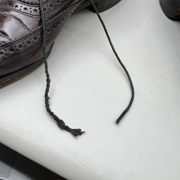 Allen Edmonds Lloyd Wingtip Oxford Men Size 14 C Burgundy Leather Brogue Shoes - Picture 11 of 11